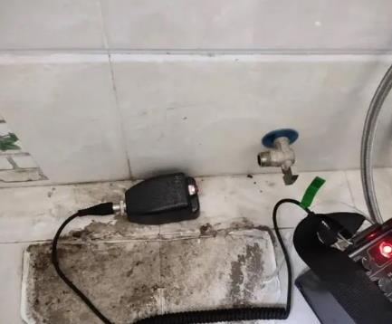 麟游屋顶漏水维修公司分享下卫生间漏水的危害及解决方法